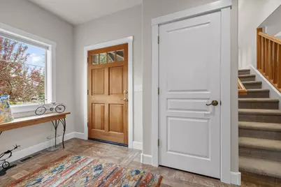 2832 NW Polarstar Avenue, Bend, OR 97703 - Photo 17