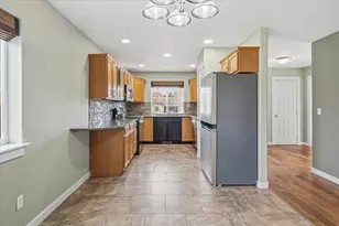 2232 SW Newberry Ct, Redmond, OR 97756 - Photo 9