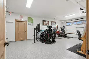 310 Pierce Rd, Medford, OR 97504 - Photo 57