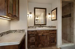 24442 Dodds Rd, Bend, OR 97701 - Photo 27