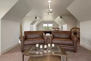 24442 Dodds Rd, Bend, OR 97701 - Photo 39