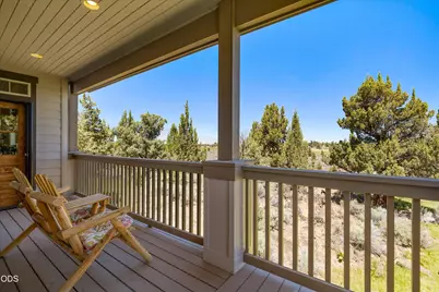 24442 Dodds Road, Bend, OR 97701 - Photo 17