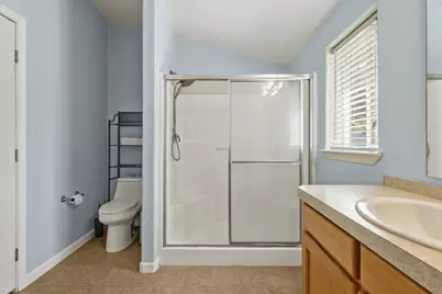 38040 Kugler Way #8,9, Chiloquin, OR 97624 - Photo 11