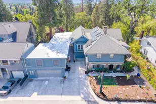 200 Medford Heights Ln, Medford, OR 97504 - Photo 3