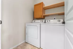 20392 Aberdeen Dr, Bend, OR 97702 - Photo 15
