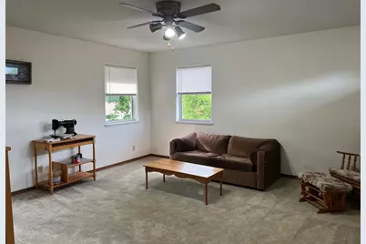 1049 Jeramy Way, Grants Pass, OR 97527 - Photo 15