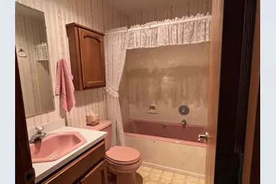 1049 Jeramy Way, Grants Pass, OR 97527 - Photo 11
