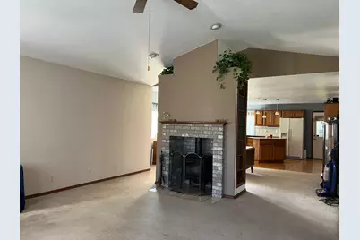 1049 Jeramy Way, Grants Pass, OR 97527 - Photo 5