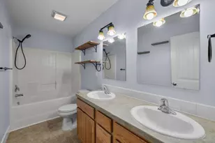 161 NE 9th St, Madras, OR 97741 - Photo 33