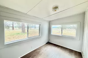 21717 Moccasin Ln, Chiloquin, OR 97624 - Photo 9