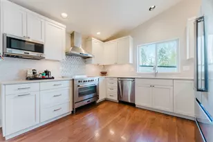 20795 Arago Cir, Bend, OR 97703 - Photo 15