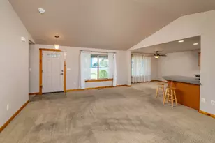 545 SW Sunrise Cir, Metolius, OR 97741 - Photo 5