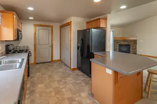 545 SW Sunrise Cir, Metolius, OR 97741 - Photo 7