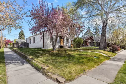 640 NW Delaware Avenue, Bend, OR 97703 - Photo 3