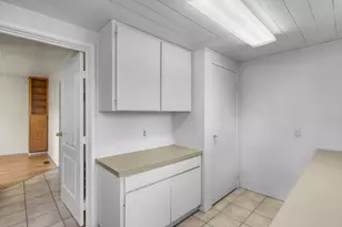 640 NW Delaware Ave, Bend, OR 97703 - Photo 15