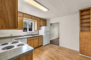 640 NW Delaware Ave, Bend, OR 97703 - Photo 11
