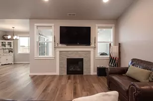 1707 NW Varnish Ave, Redmond, OR 97756 - Photo 9