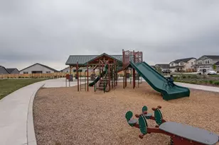 1707 NW Varnish Ave, Redmond, OR 97756 - Photo 29