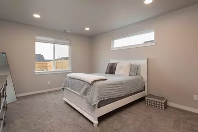 1707 NW Varnish Avenue, Redmond, OR 97756 - Photo 13