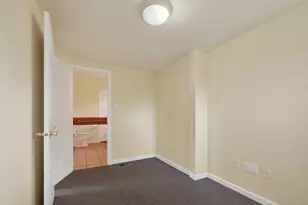 624 NW Hill St, Bend, OR 97703 - Photo 11