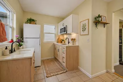 624 NW Hill Street, Bend, OR 97703 - Photo 23