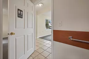 624 NW Hill St, Bend, OR 97703 - Photo 13