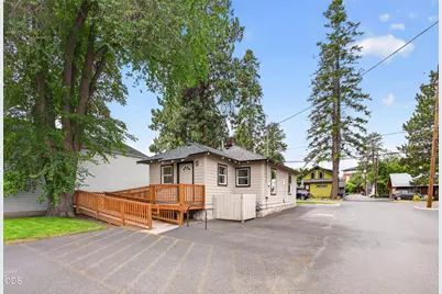 624 NW Hill Street, Bend, OR 97703 - Photo 29