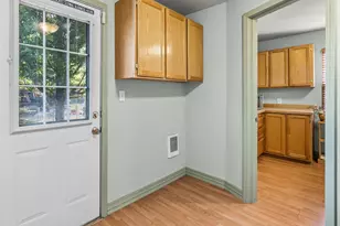 654 NW 4th St, Redmond, OR 97756 - Photo 15