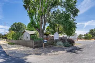 654 NW 4th St, Redmond, OR 97756 - Photo 21