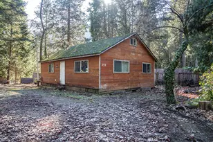 357 Main St, Wolf Creek, OR 97497 - Photo 5
