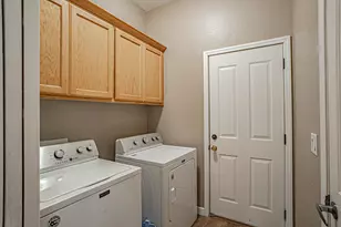 7411 Stonefield Dr, White City, OR 97503 - Photo 15