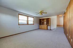 1990 Arlington Dr, Klamath Falls, OR 97601 - Photo 29