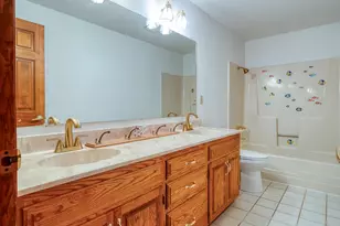1990 Arlington Dr, Klamath Falls, OR 97601 - Photo 39