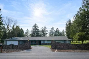 1645 Pine Grove Rd, Klamath Falls, OR 97603 - Photo 1