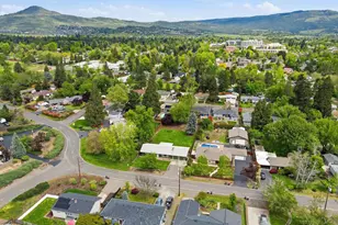 689 S Modoc Ave, Medford, OR 97504 - Photo 45