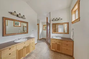 63375 Saddleback Dr, Bend, OR 97703 - Photo 33
