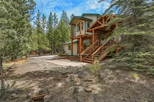63375 Saddleback Dr, Bend, OR 97703 - Photo 3
