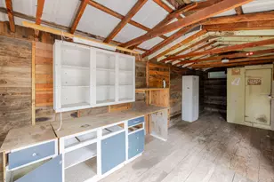 60236 Navajo Rd, Bend, OR 97702 - Photo 29