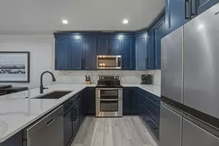 950 N Hindeman St, Sisters, OR 97759 - Photo 11