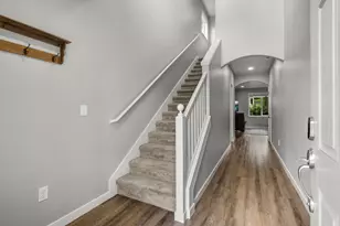 21267 Thornhill Ln, Bend, OR 97701 - Photo 5