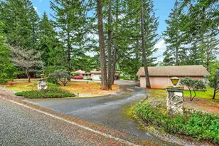 185 October Ln, Merlin, OR 97532 - Photo 3