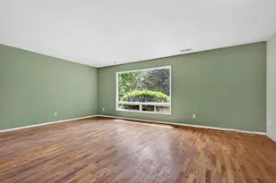 1984 Woodlawn Dr, Medford, OR 97504 - Photo 11