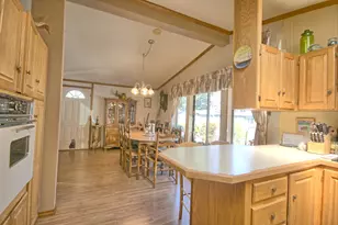 1848 Tamarac Ln, Grants Pass, OR 97527 - Photo 9