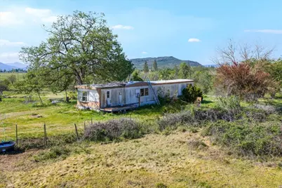 14717 Oregon 62, Eagle Point, OR 97524 - Photo 5