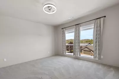 221 Skyhawk Drive, Eagle Point, OR 97524 - Photo 47