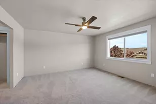 221 Skyhawk Dr, Eagle Point, OR 97524 - Photo 53