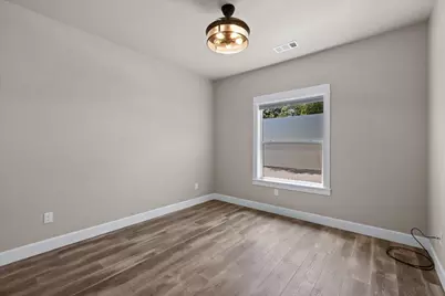 221 Skyhawk Drive, Eagle Point, OR 97524 - Photo 35