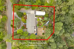 1230 Westmont Dr, Jacksonville, OR 97530 - Photo 3
