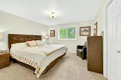 1230 Westmont Drive, Jacksonville, OR 97530 - Photo 17