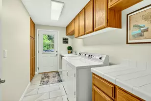 1230 Westmont Dr, Jacksonville, OR 97530 - Photo 19